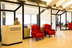 Safir Airport Hotel