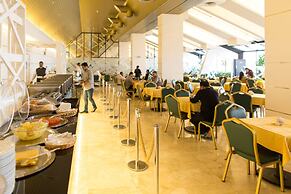 Safir Airport Hotel