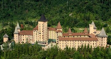 The Chateau Spa & Wellness Resort