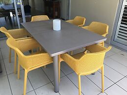 Metzo Noosa Resort