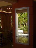 Avra Hotel