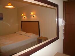 Avra Hotel