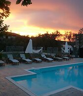 Avra Hotel