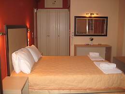 Avra Hotel