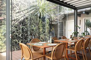 Avenue Boutique Hotel