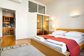 Aparthotel Stare Miasto