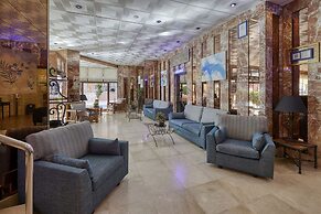 Aparthotel Jabega