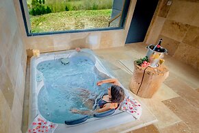 Le Domaine de Baulieu, Singuliers Hotels