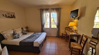 Logis Hotel La Bastide St Bach
