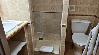 Logis Hotel La Bastide St Bach