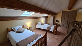 Logis Hotel La Bastide St Bach