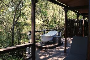 Barefoot Addo Elephant Lodge