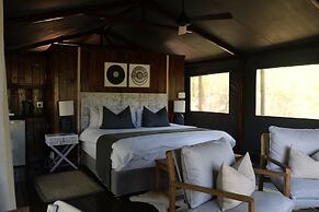 Barefoot Addo Elephant Lodge