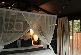 Barefoot Addo Elephant Lodge
