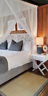 Barefoot Addo Elephant Lodge