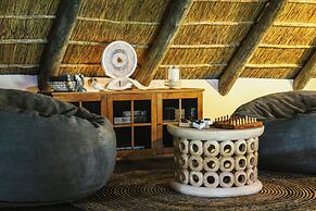 Barefoot Addo Elephant Lodge