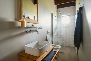 Barefoot Addo Elephant Lodge