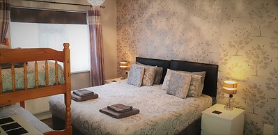 The Roslyn Hotel