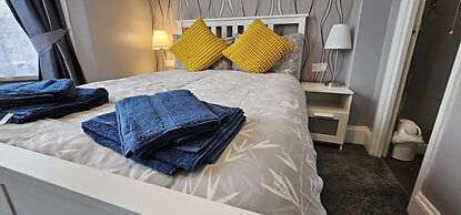 The Roslyn Hotel