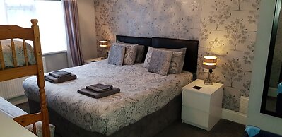 The Roslyn Hotel