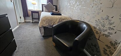 The Roslyn Hotel