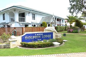 Dolphin Lodge
