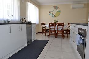 Dolphin Lodge