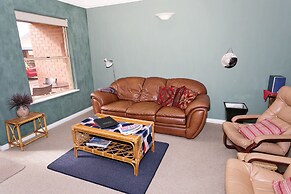 Dolphin Lodge