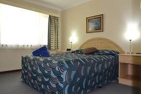 Dolphin Lodge