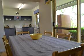 Dolphin Lodge