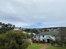 Dolphin Lodge