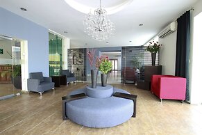 Hotel Embajadores