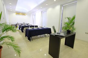 Hotel Embajadores