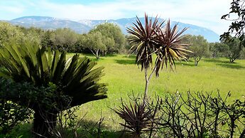 Villa Moschona