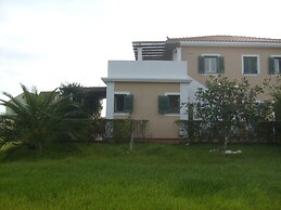 Villa Moschona