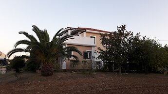 Villa Moschona