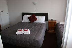 Burgundy Rose Motel