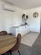 Centre Court Motel