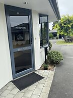 Centre Court Motel