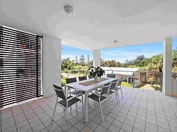 Pacific Marina Apartments