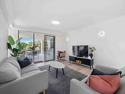 Pacific Marina Apartments