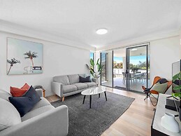 Pacific Marina Apartments
