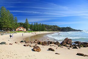 Flynns on Surf Beach Villas