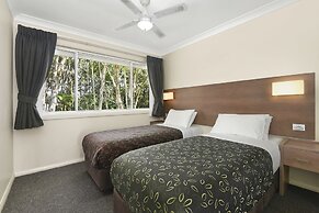 Flynns on Surf Beach Villas