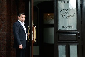 Edem Hotel Lviv