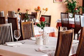 Edem Hotel Lviv