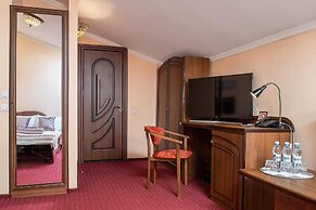 Edem Hotel Lviv
