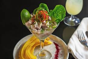 Courtyard by Marriott Panama Metromall