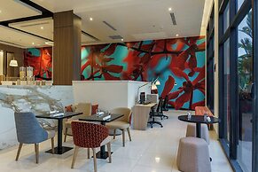 Courtyard by Marriott Panama Metromall
