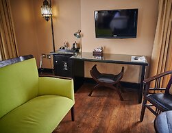Tayfin Royale Hotel & Restaurant